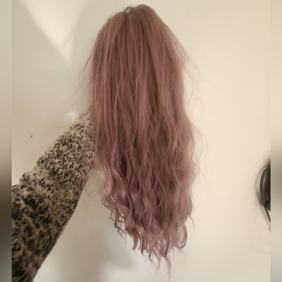 Light purple wig - Picture 5 of 9